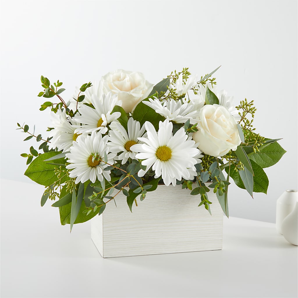 Fresh Linen Box Bouquet – Hilltop Florist Llc, Stanford KY