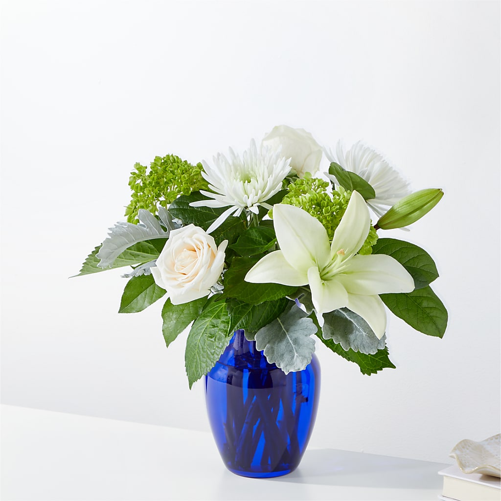 Snowy Dreams Bouquet – Hilltop Florist Llc, Stanford KY