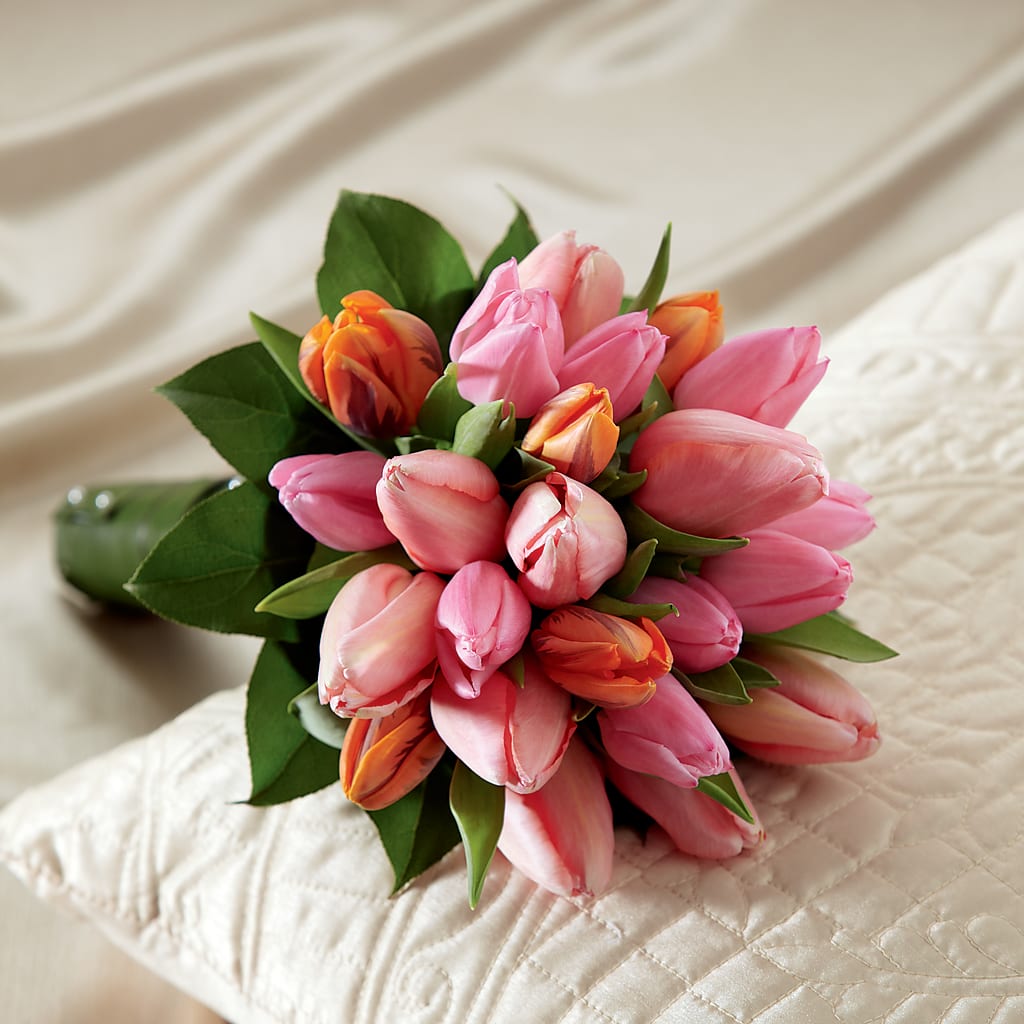 Embraceable Bouquet – Hilltop Florist Llc, Stanford KY