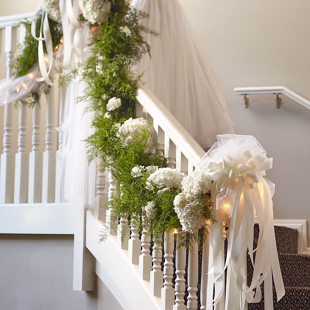 Champagne Dreams Garland – Hilltop Florist Llc, Stanford KY