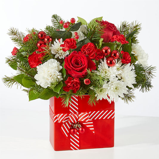Presents Under the Tree Bouquet –  Hilltop Florist Llc, Stanford KY