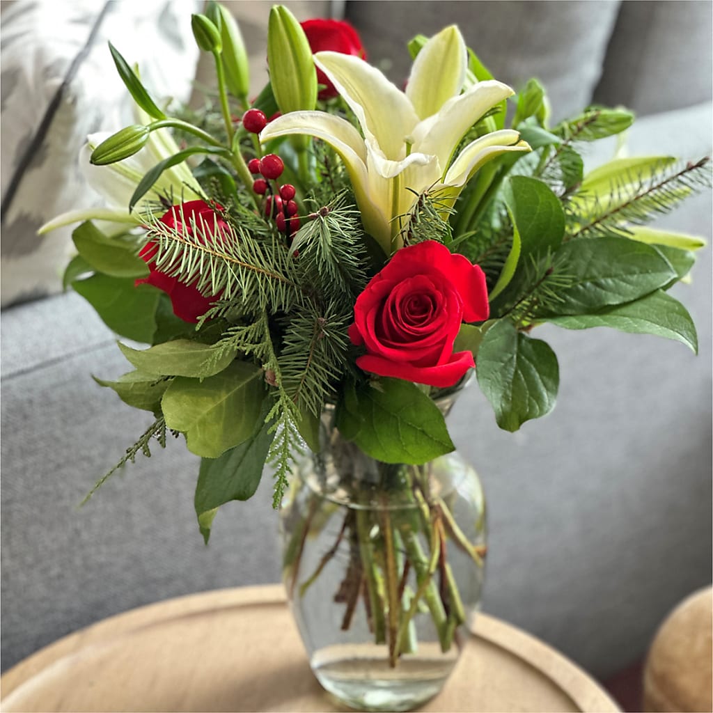 Sparkling Snowflakes Bouquet –  Hilltop Florist Llc, Stanford KY