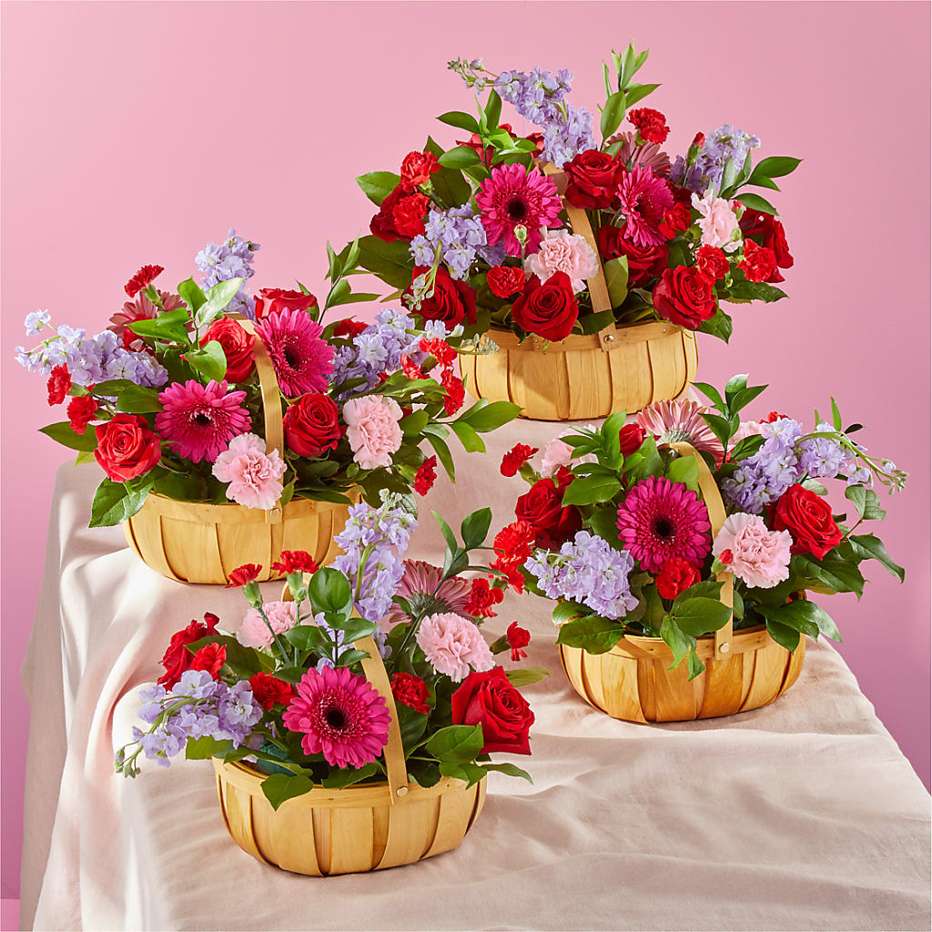 Pink Picnic Basket –  Hilltop Florist Llc, Stanford KY