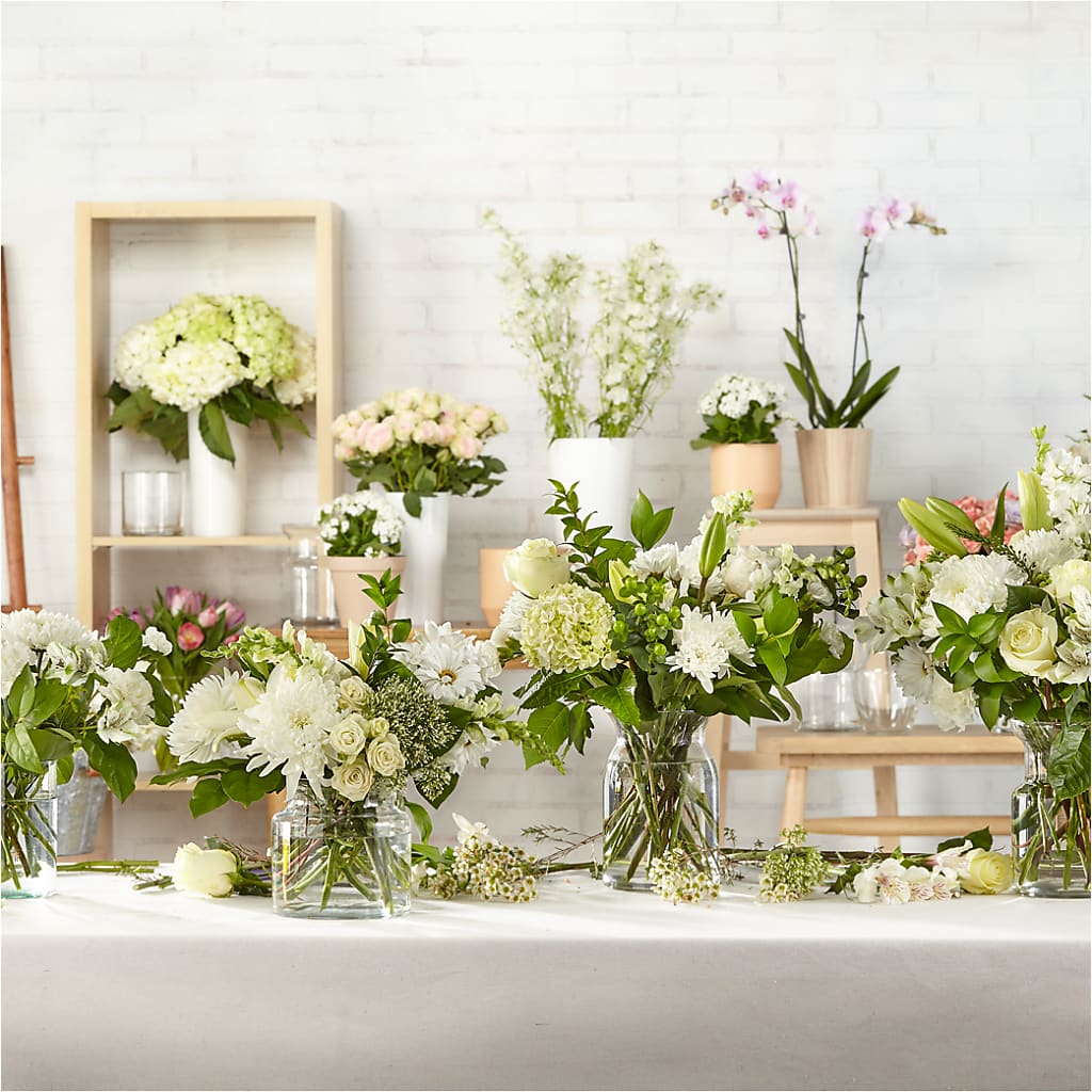Classic Ivory – A Florist Original –  Hilltop Florist Llc, Stanford KY
