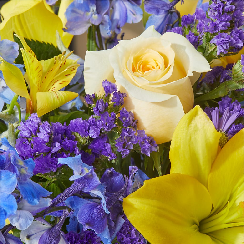 Limoncello Bouquet –  Hilltop Florist Llc, Stanford KY